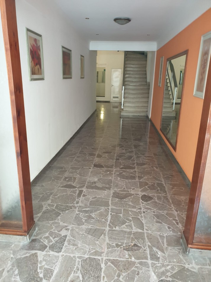 PISO EN VENTA. BELGRANO 2700