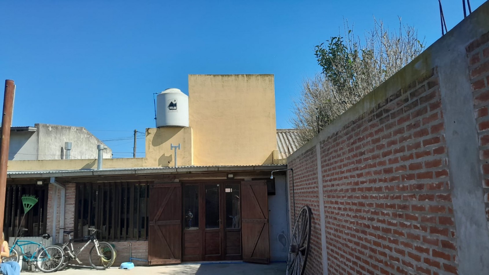 CHALET EN VENTA. BARRIO LOS TILOS