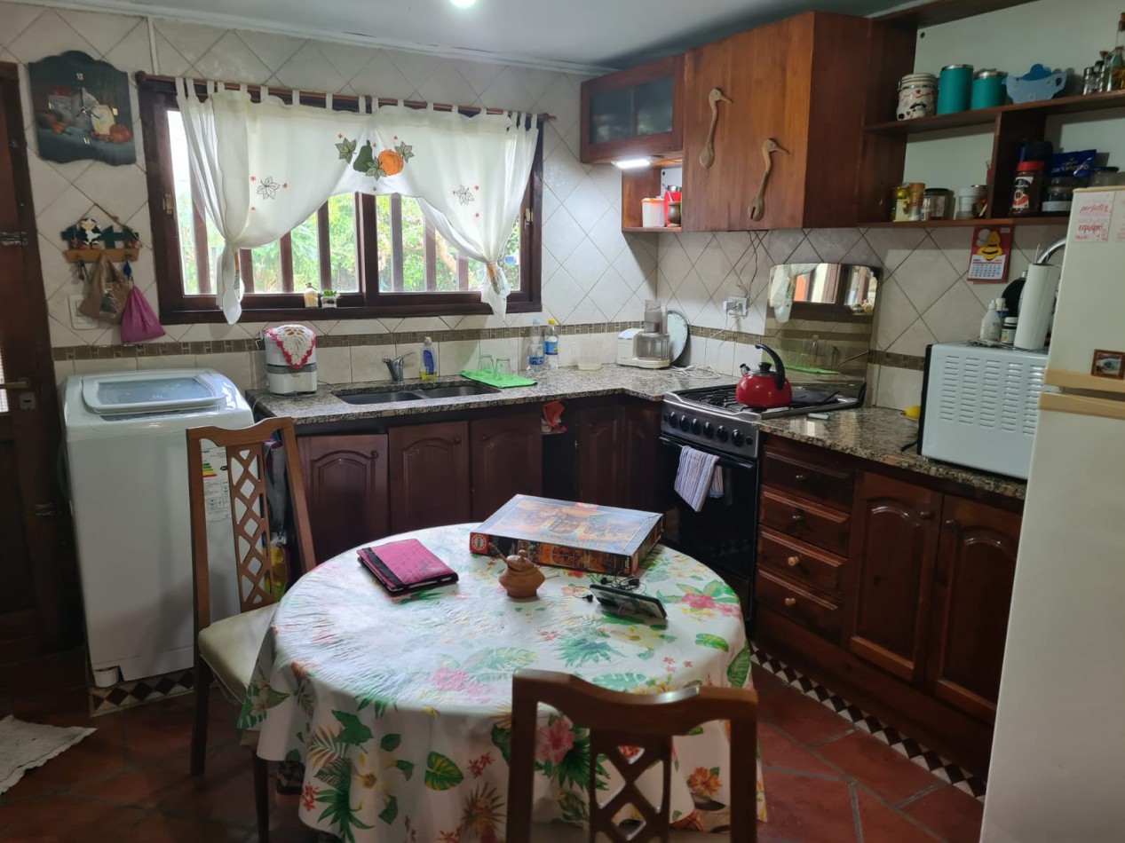 CHALET 3 AMBIENTES MAS QUINCHO. ZONA FARO NORTE