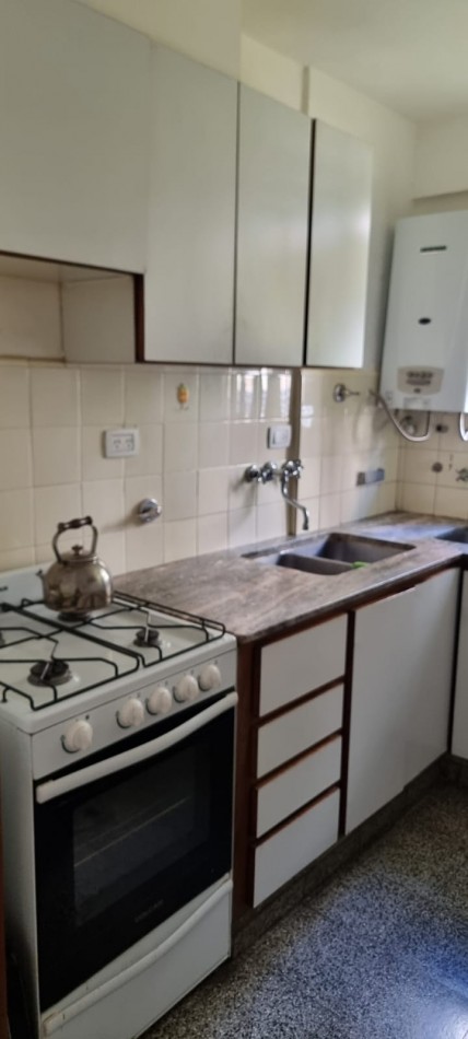 VENTA. DEPARTAMENTO UN AMBIENTE. SANTIAGO DEL ESTERO 2300