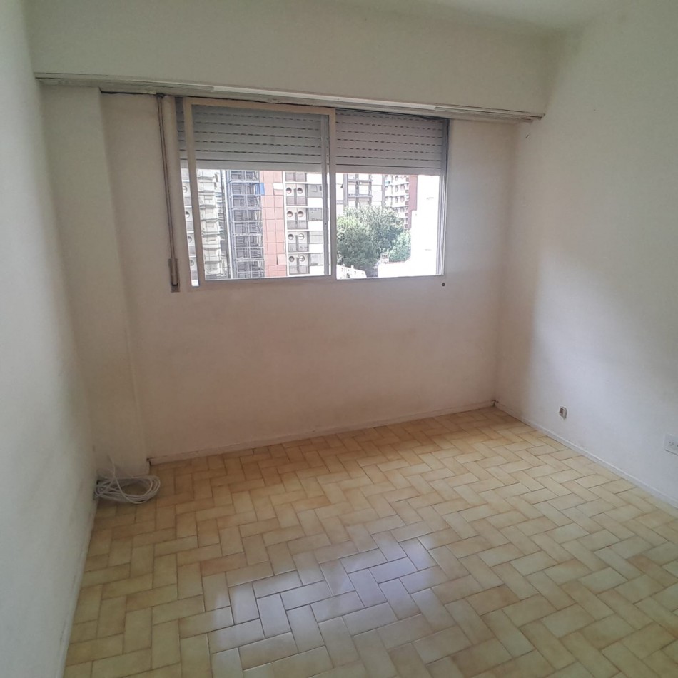 VENTA. DEPARTAMENTO DOS AMBIENTES. SANTIAGO DEL ESTERO 2300