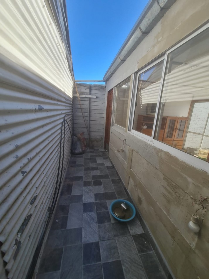 ALQUILER 24 MESES. PH POR PASILLO DOS AMBIENTES AMOBLADO. SAN MARTIN 8600
