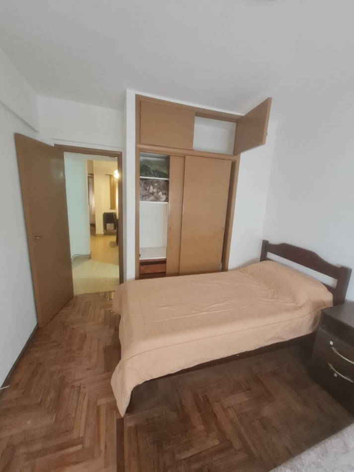 Departamento 2 ambientes amoblado (posibilidad de alquilar sin muebles) Zona Playa Rocha