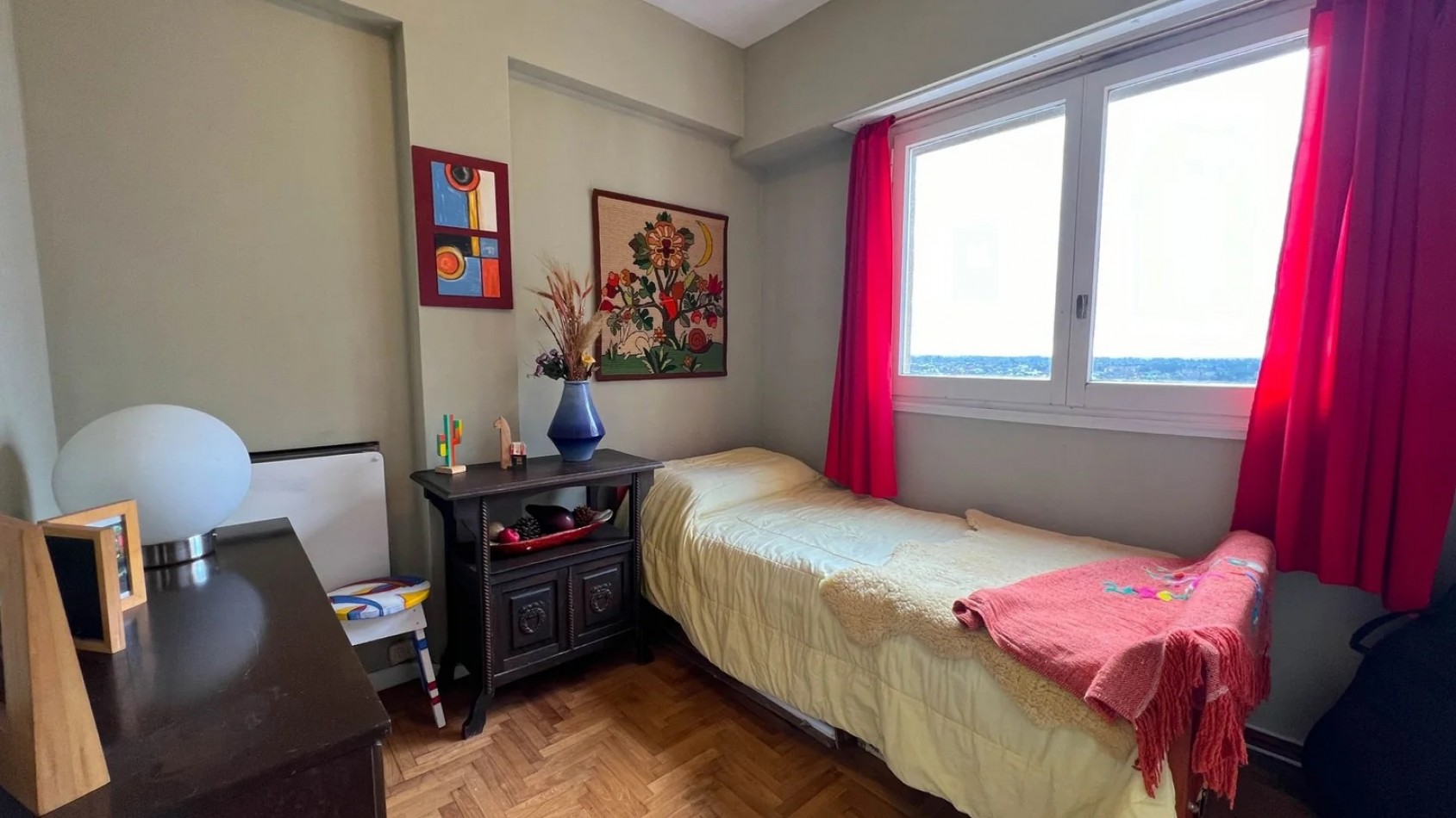 Departamento 4 ambientes con balcon. Apto credito!