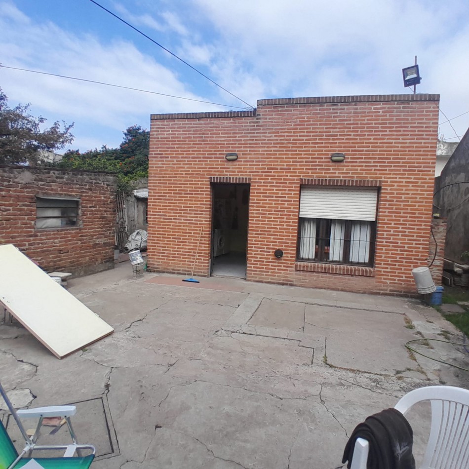 PH de 3 ambientes en Bronzini y Ayacucho