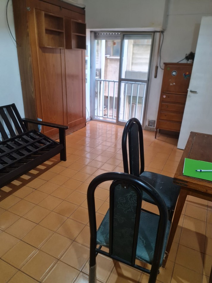 ALQUILER 24 MESES. DEPARTAMENTO 1 AMBIENTE. COLON Y GUEMES