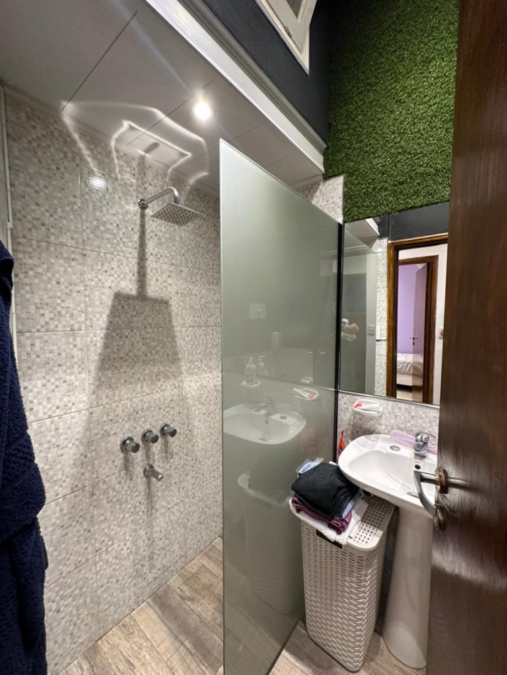 En alquiler. Local mas Vivienda. Zona Avenida Colon 5600