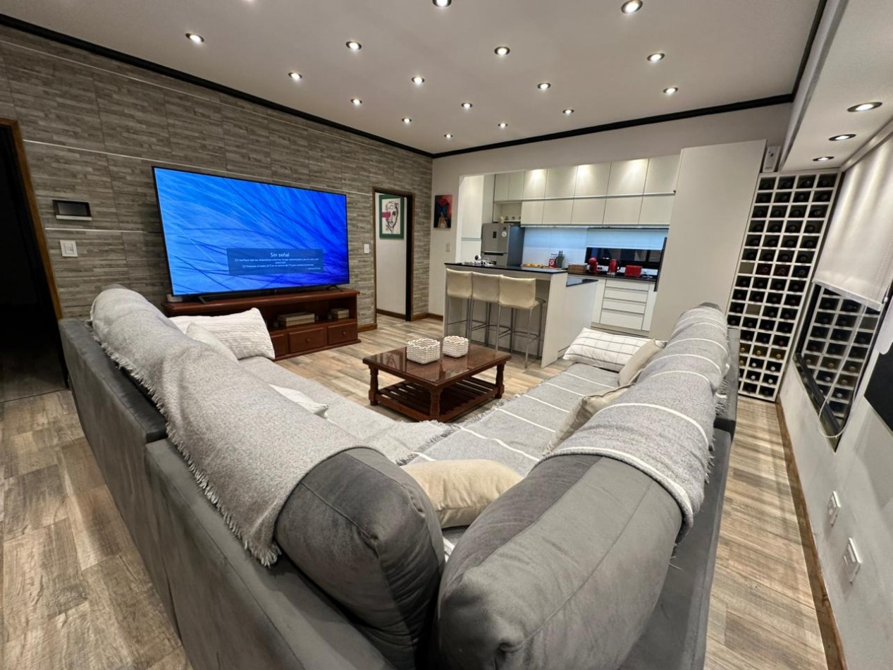 En alquiler. Local mas Vivienda. Zona Avenida Colon 5600