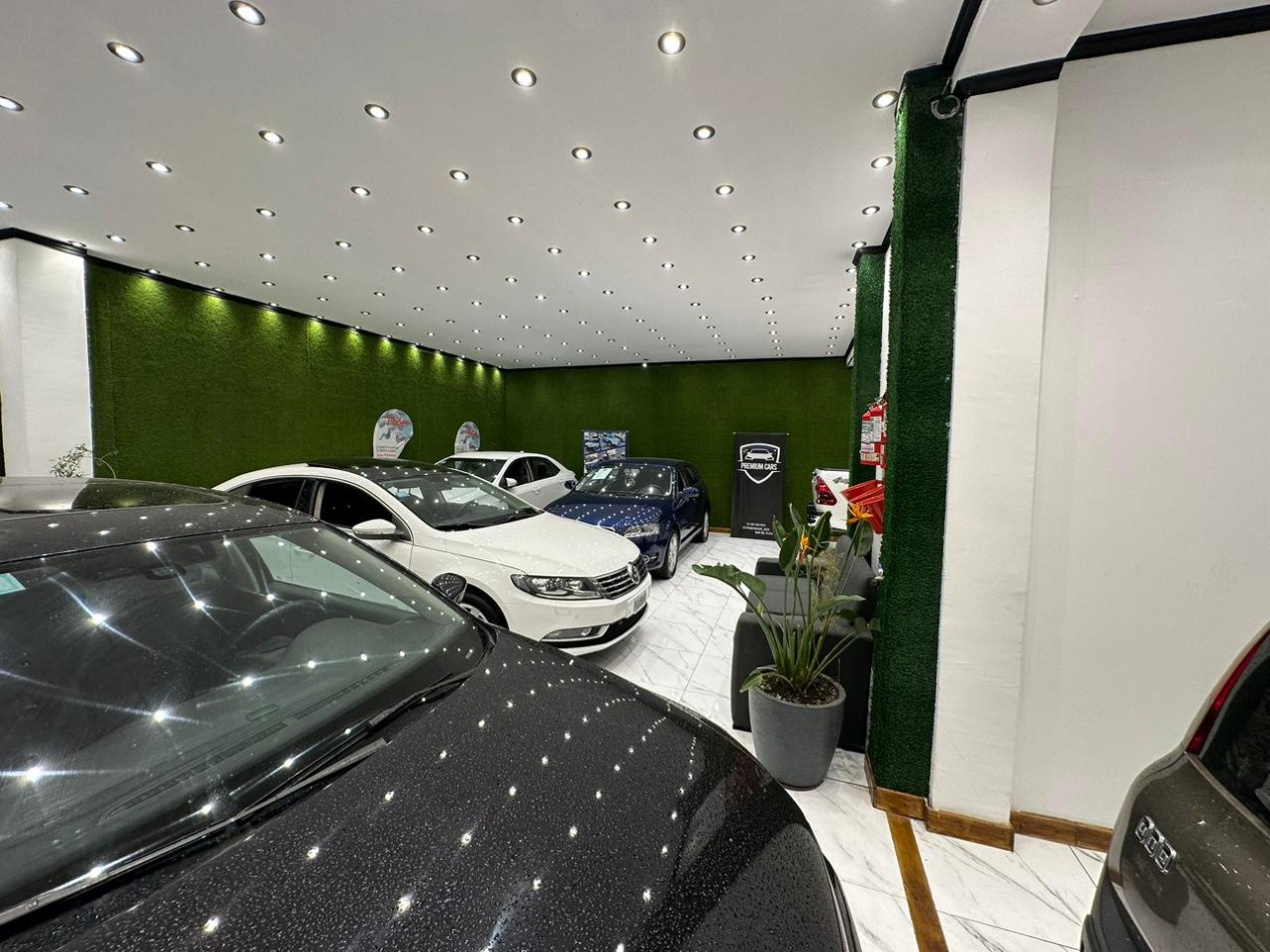 LOCAL MAS VIVIENDA SOBRE AVENIDA COLON AL 5600