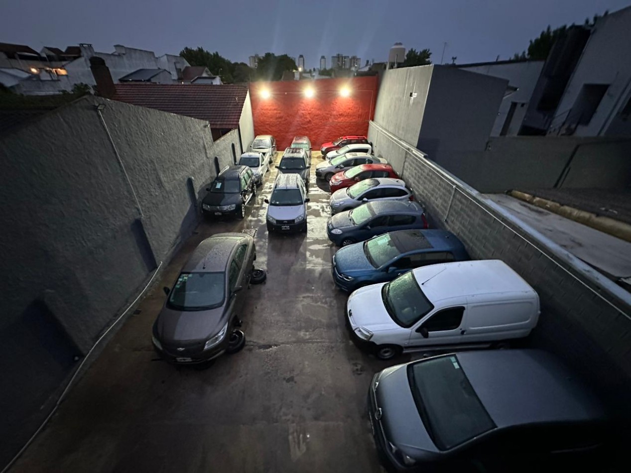 LOCAL MAS VIVIENDA SOBRE AVENIDA COLON AL 5600