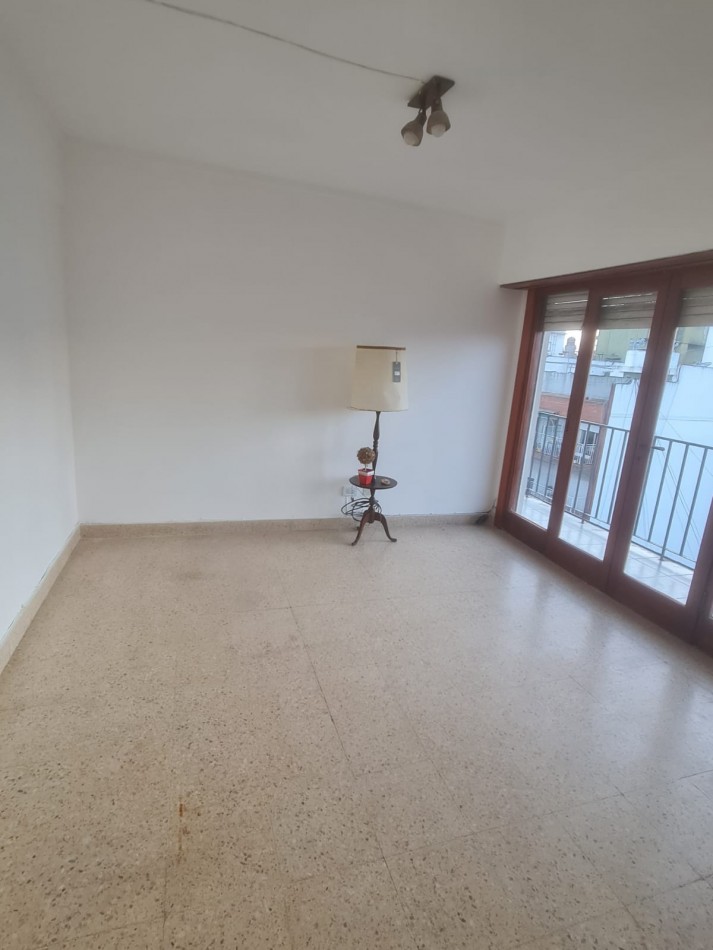 Departamento de 1 ambiente en Zona Centro