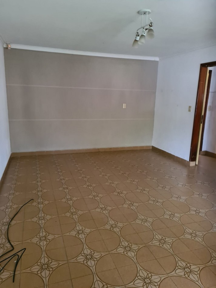 ALQUILER 24 MESES. CHALET 3 HABITACIONES EN BARRIO RECIDENCIAL