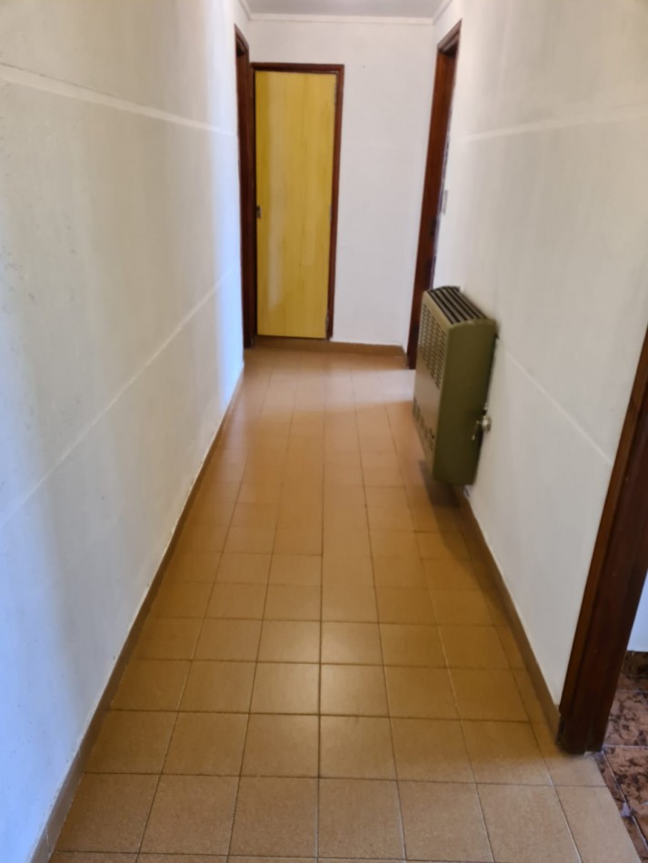 ALQUILER 24 MESES. CHALET 3 HABITACIONES EN BARRIO RECIDENCIAL