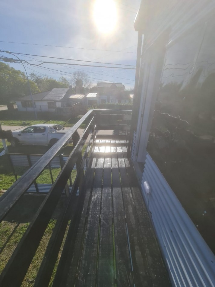 ALQUILER 24 MESES. DOS AMBIENTES CON PATIO Y ENTRADA AUTO. BELGRANO 9700