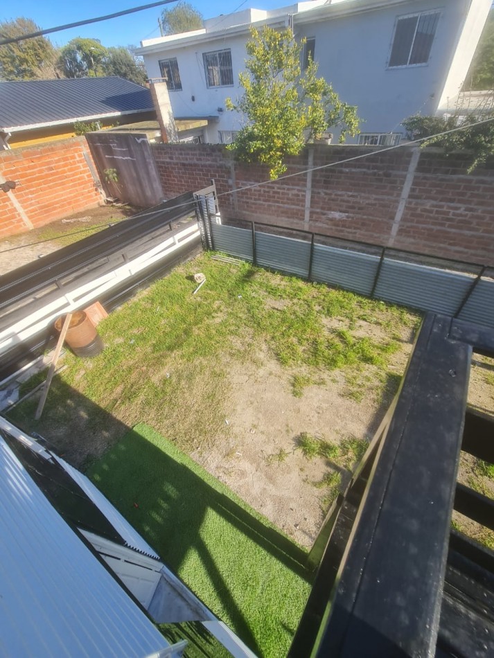 ALQUILER 24 MESES. DOS AMBIENTES CON PATIO Y ENTRADA AUTO. BELGRANO 9700