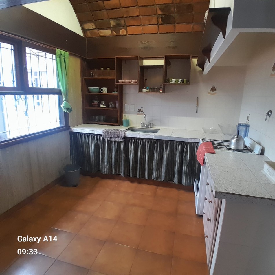 EN VENTA. CASA ESTILO MEDITERRANEP. ZONA FORTUNATO DE LA PLAZA Y DOLORES