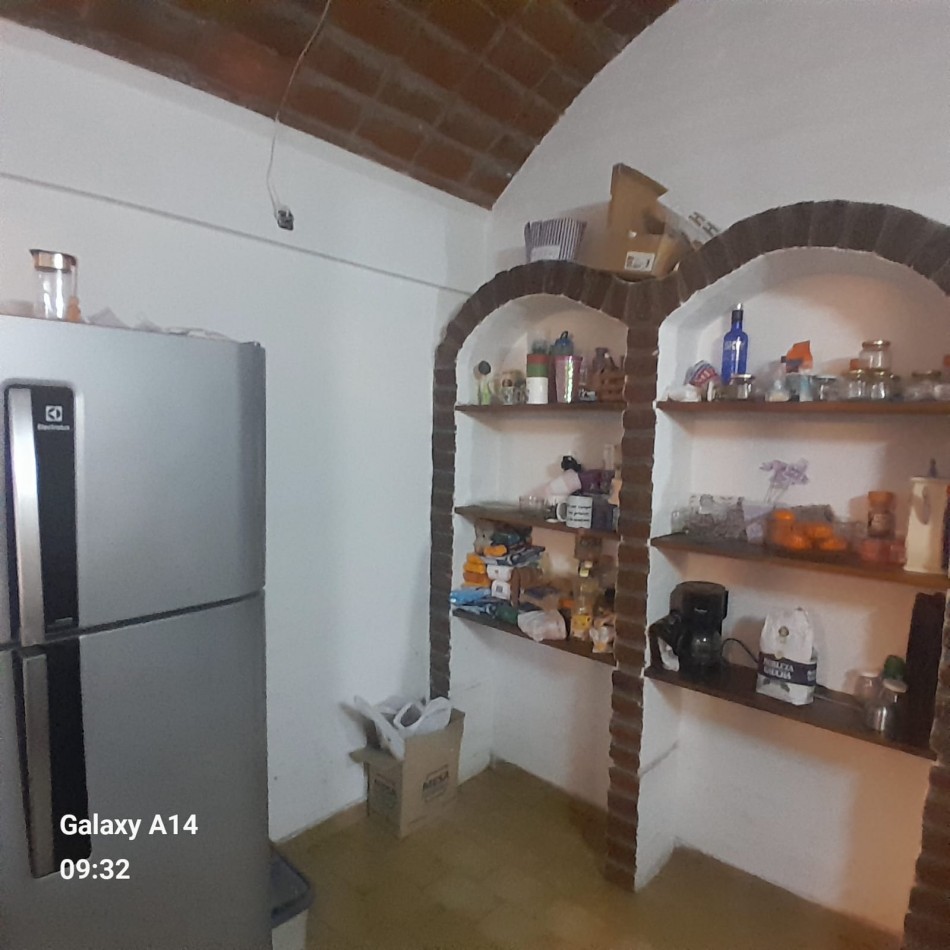 EN VENTA. CASA ESTILO MEDITERRANEP. ZONA FORTUNATO DE LA PLAZA Y DOLORES