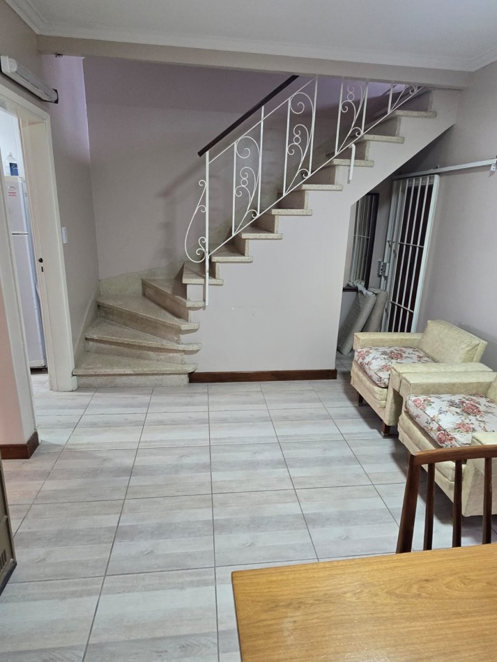 PH TIPO DUPLEX EN BARRIO CONSTITUCION