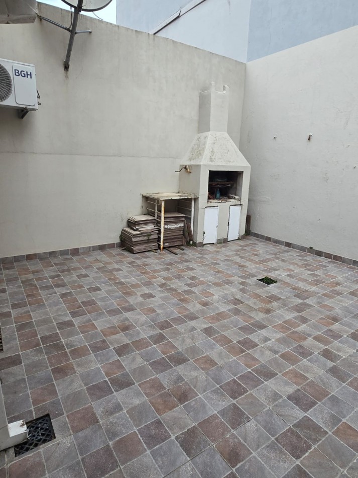 PH TIPO DUPLEX EN BARRIO CONSTITUCION