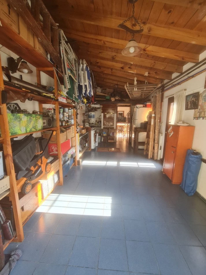 EN VENTA. CHALET 4 AMBIENTES. ZONA JUNCAL 1300