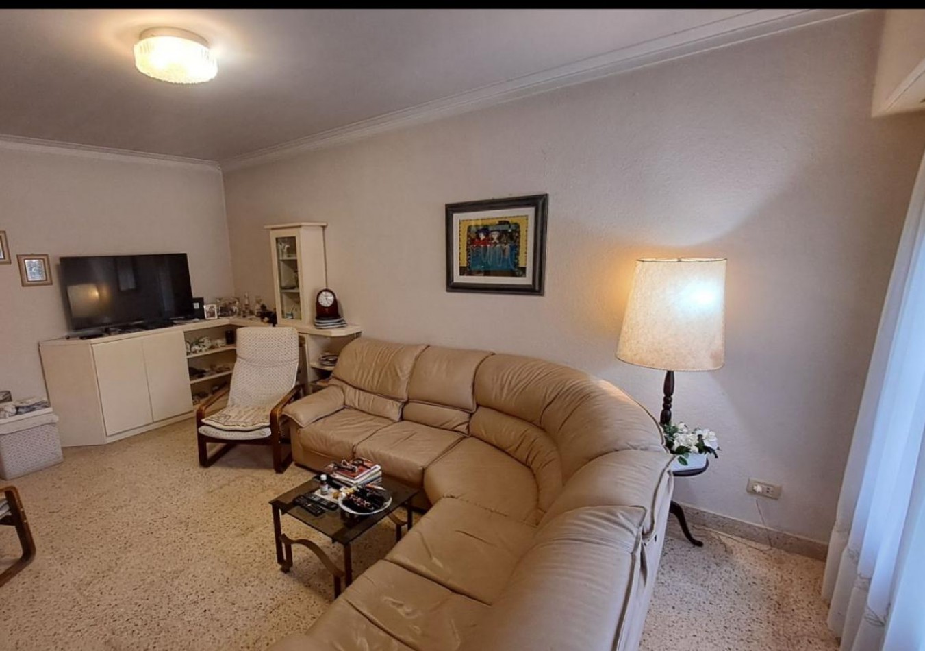 CHALET 3 AMBIENTES EN BARRIO CONSTITUCION
