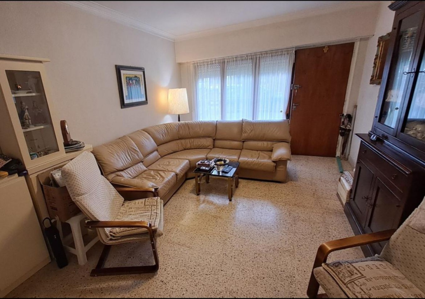 CHALET 3 AMBIENTES EN BARRIO CONSTITUCION