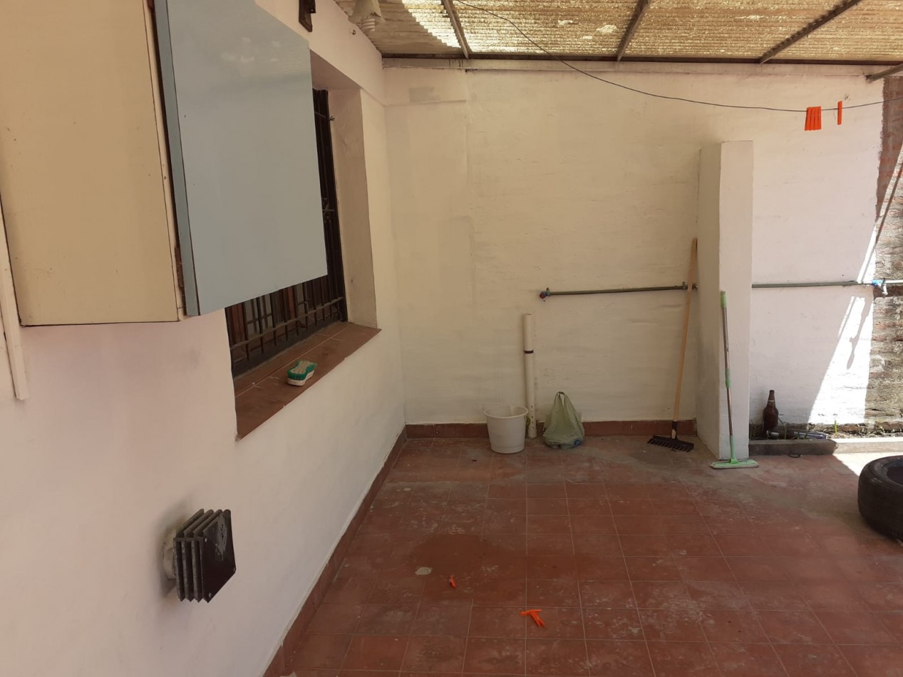 EN VENTA. CASA ESTILO MEDITERRANEO. ZONA FORTUNATO DE LA PLAZA Y DOLORES