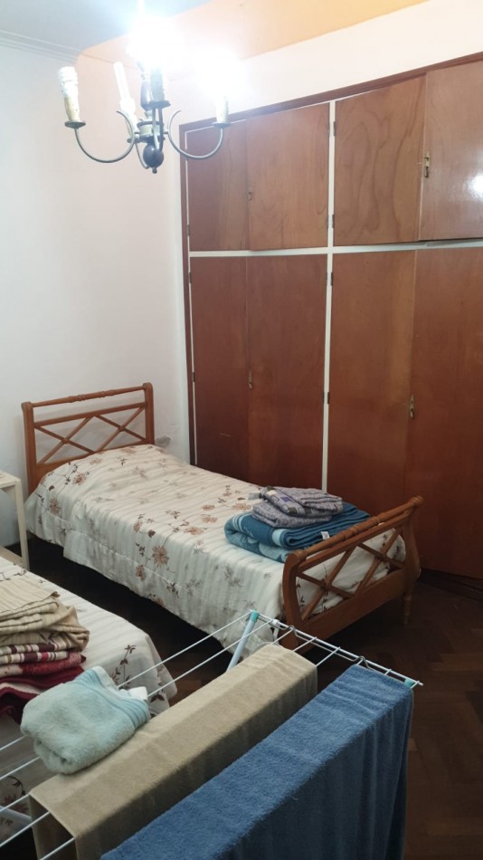 TERRENO EN BARRIO POMPEYA CON CHALET A RECICLAR