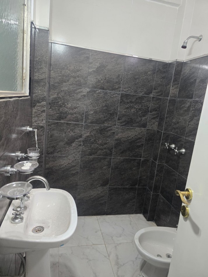 DEPARTAMENTO PH DE 2 AMBIENTES EN PLANTA BAJA
