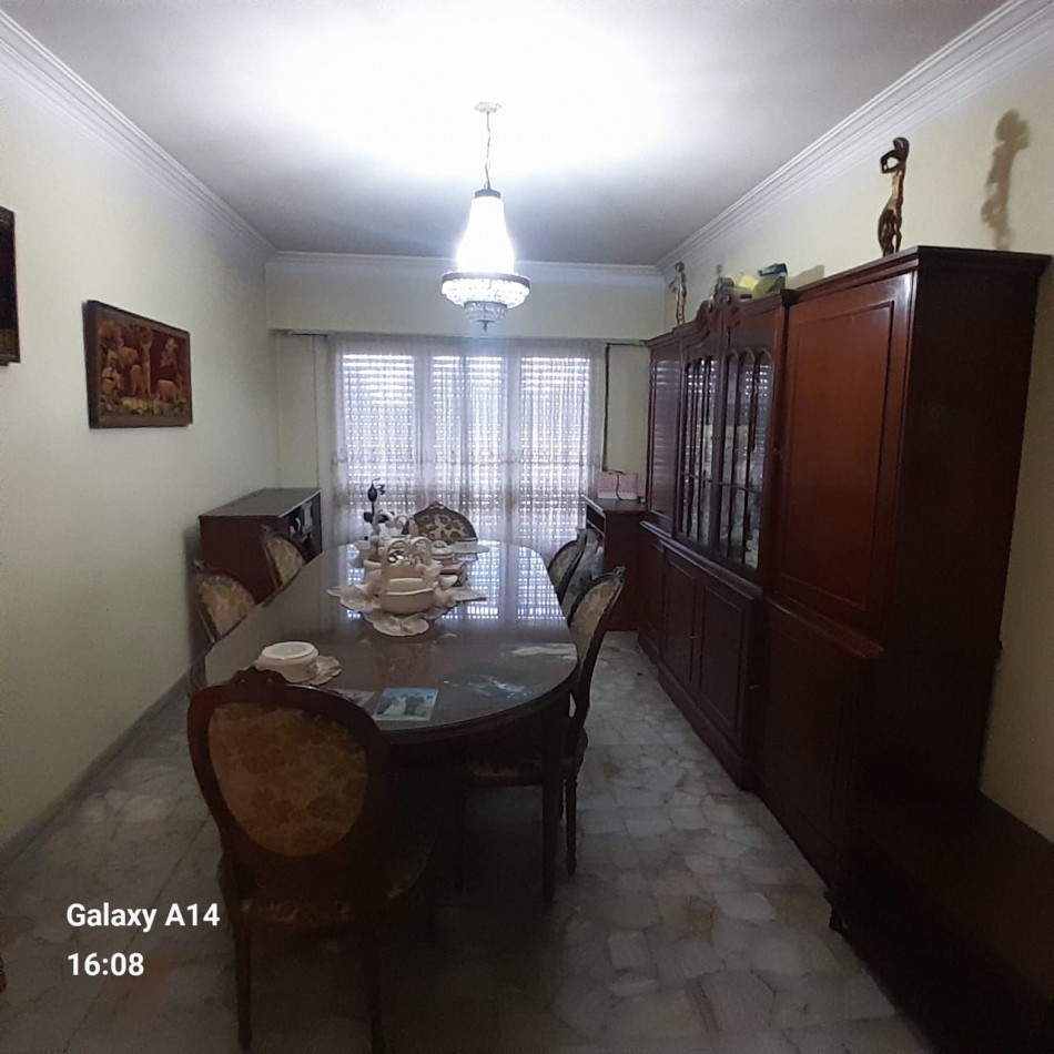 CHALET DE 3 AMBIENTES EN PRIMER PISO
