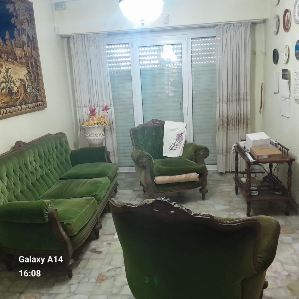 CHALET DE 3 AMBIENTES EN PRIMER PISO