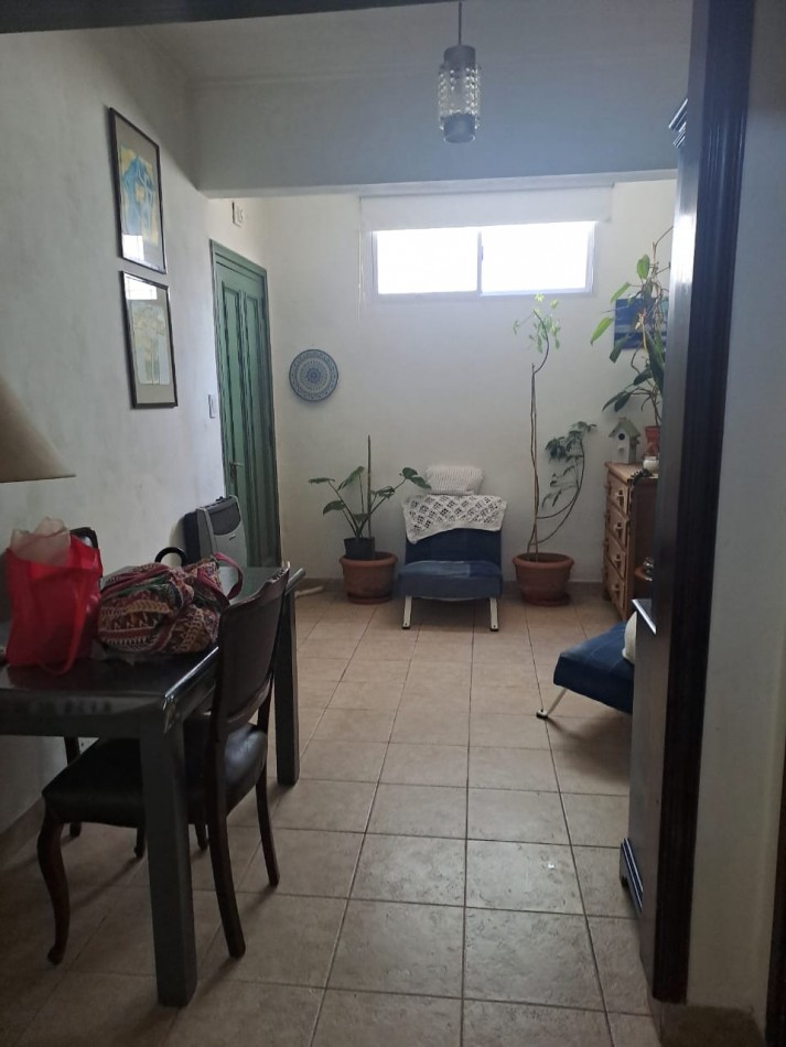 PH DE 3 AMBIENTES SOBRE ALBERTI Y LA PAMPA