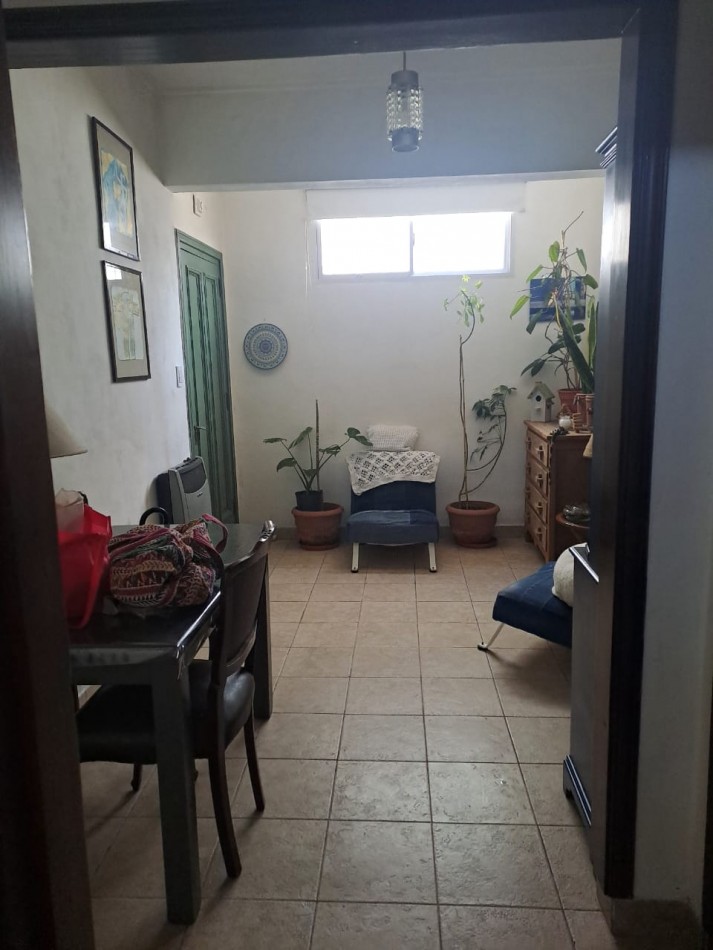 PH DE 3 AMBIENTES SOBRE ALBERTI Y LA PAMPA