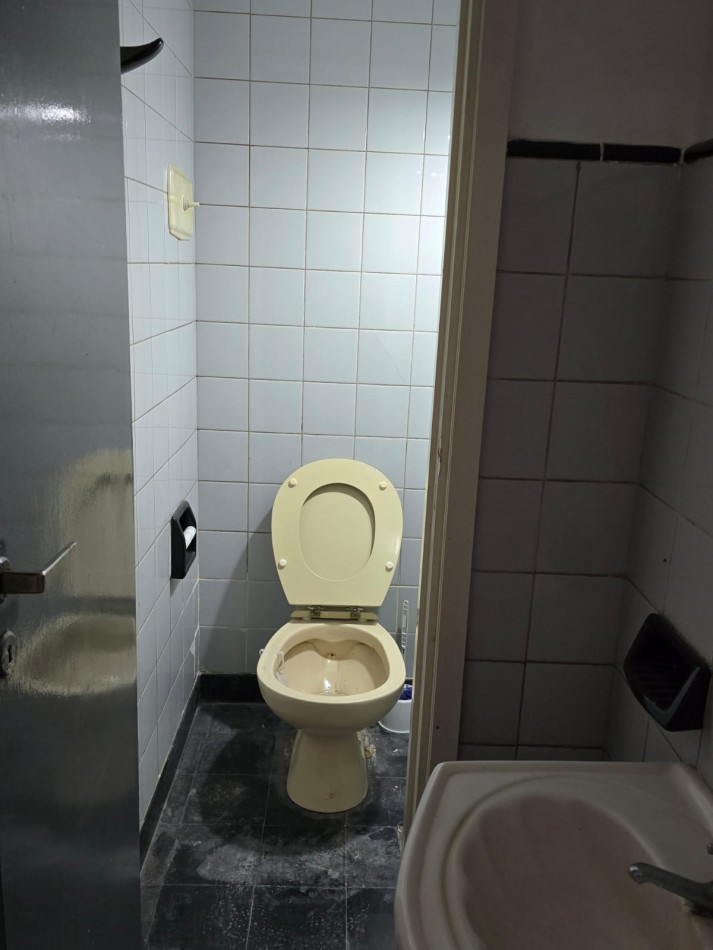 Alquiler Local 24 meses Zona Sarmiento y Brown