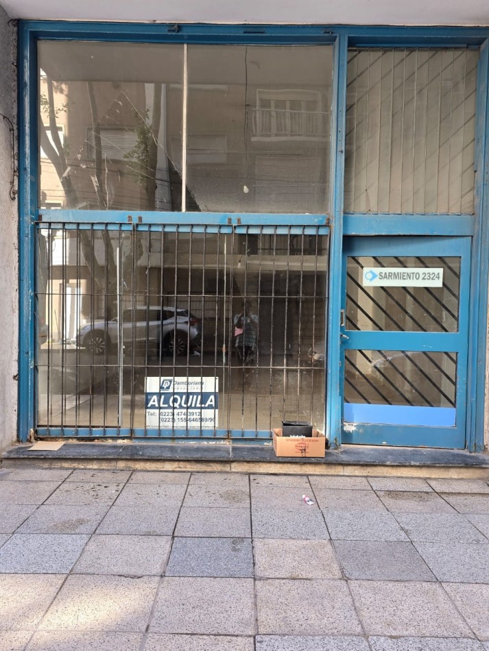 Alquiler Local 24 meses Zona Sarmiento y Brown
