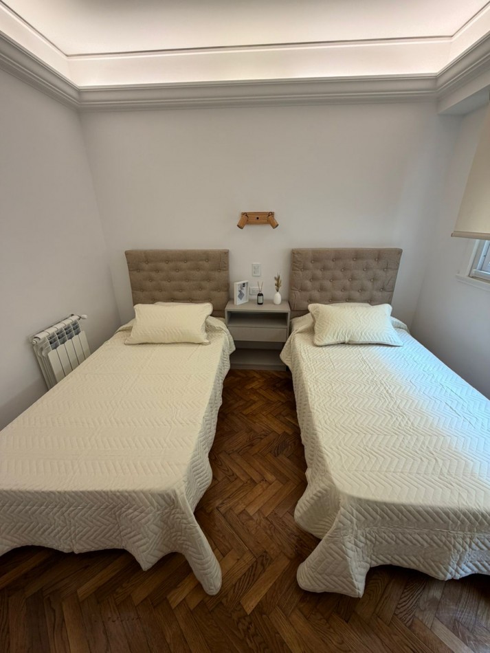 DEPARTAMENTO DE 4 AMBIENTES, A UNA CUADRA DE LA COSTA