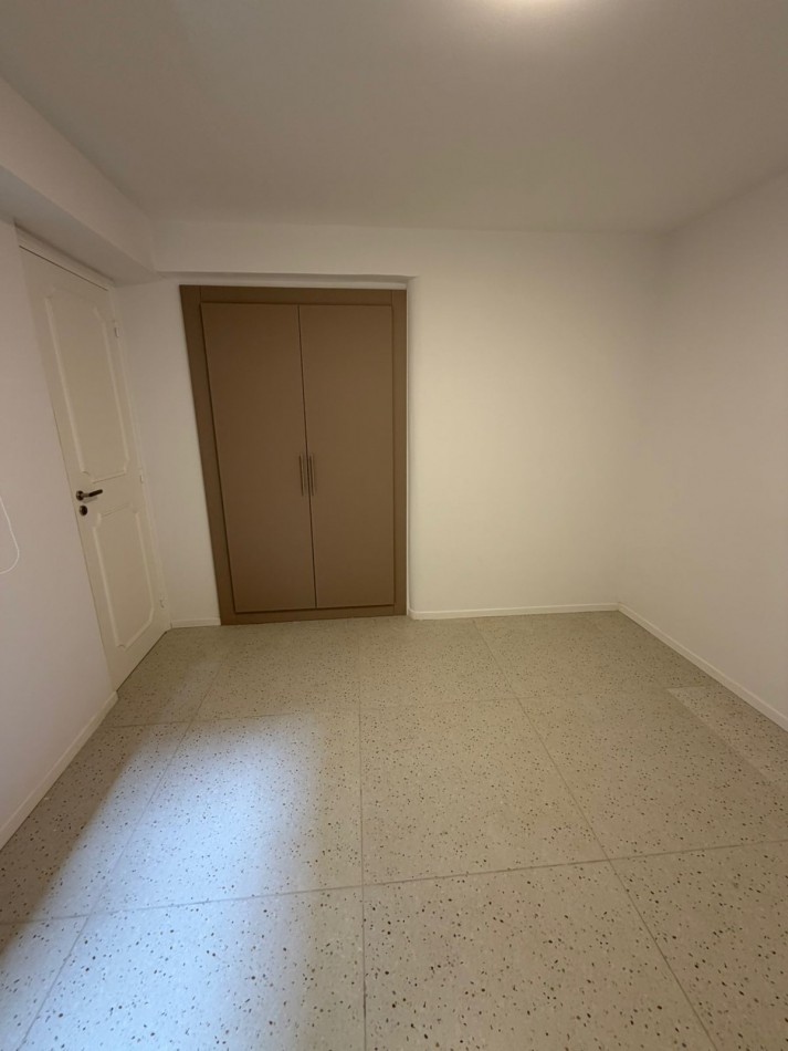 DEPARTAMENTO DE 4 AMBIENTES, A UNA CUADRA DE LA COSTA