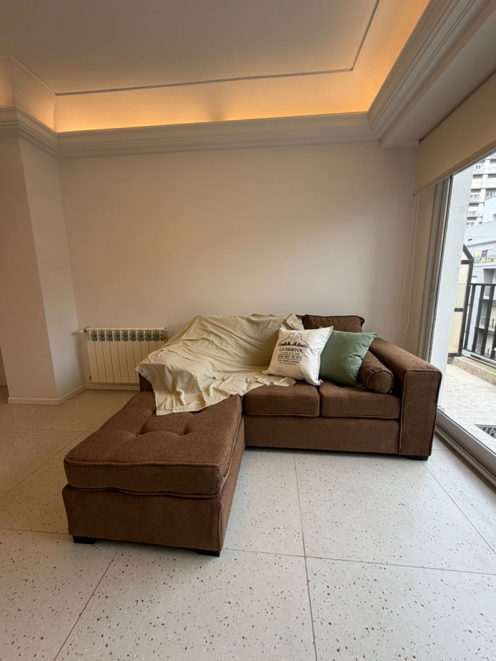 DEPARTAMENTO DE 4 AMBIENTES, A UNA CUADRA DE LA COSTA