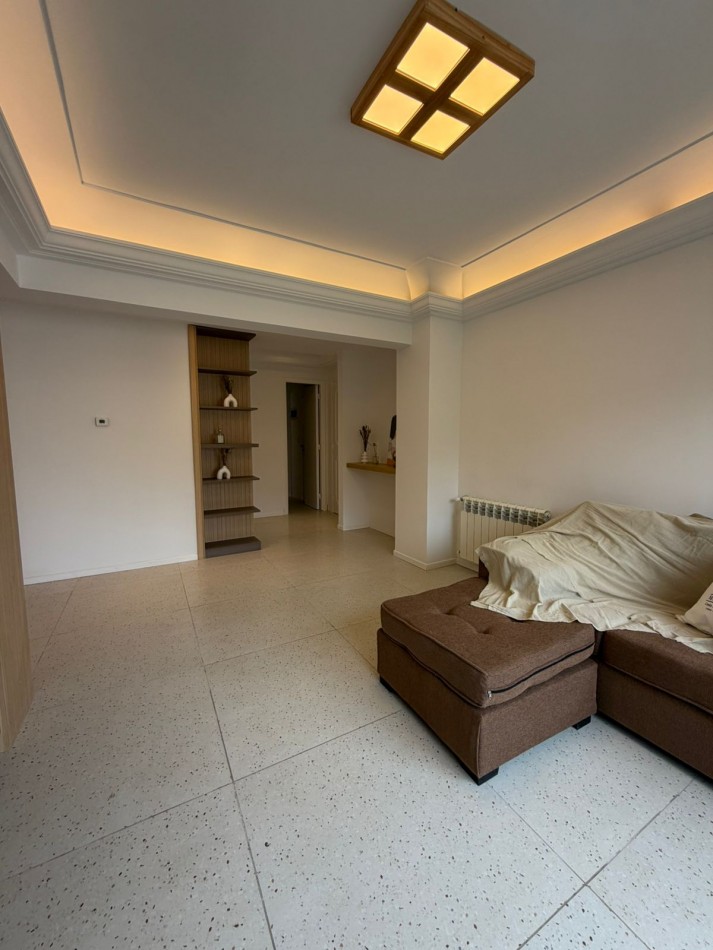 DEPARTAMENTO DE 4 AMBIENTES, A UNA CUADRA DE LA COSTA