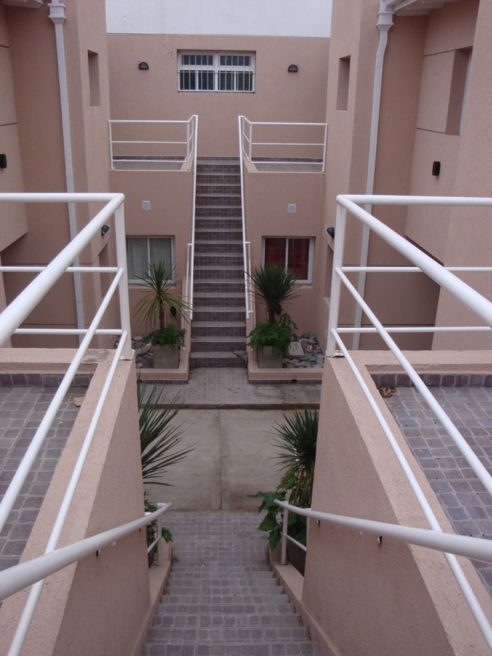 PH DE 2 AMBIENTES IDEAL RENTISTA