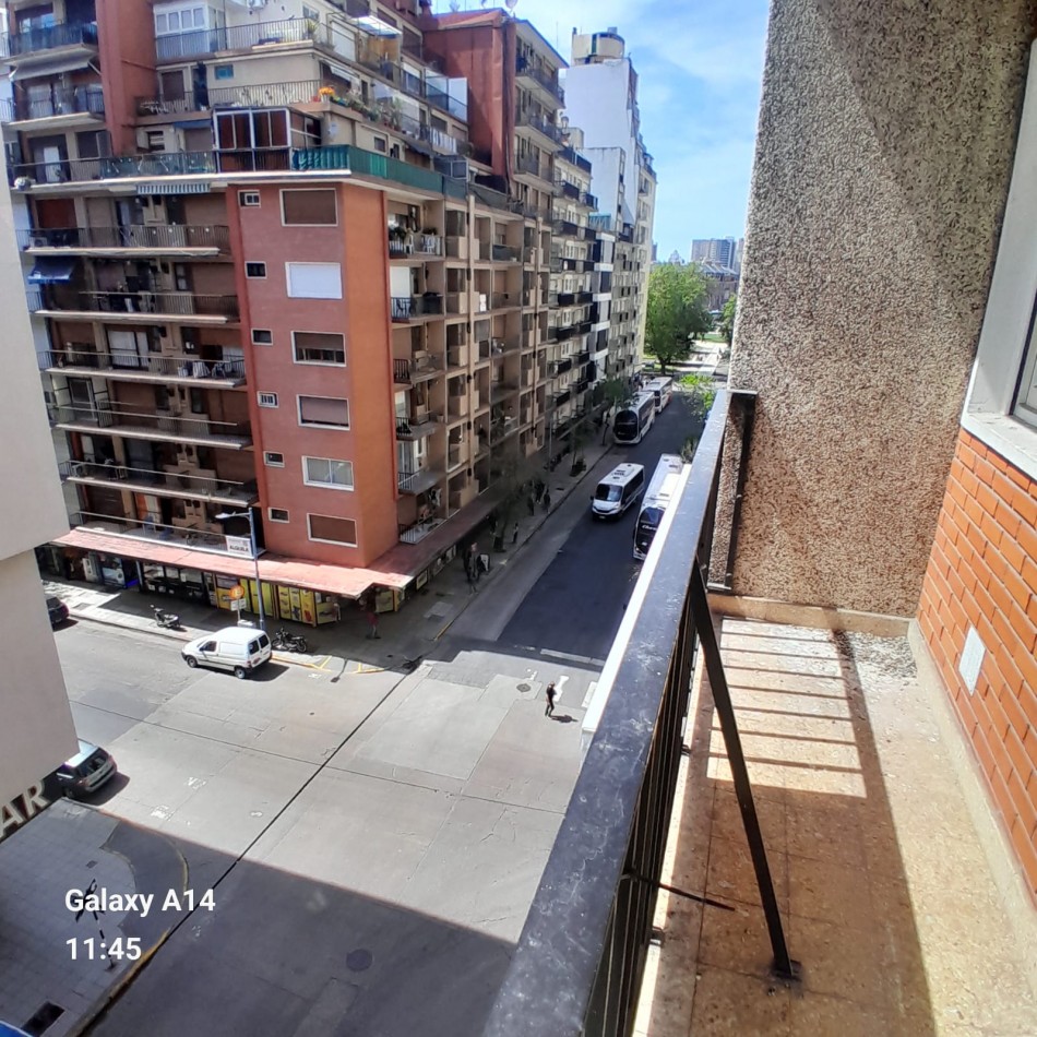 DEPARTAMENTO DE 2 AMBIENTES ZONA PLAZA COLON