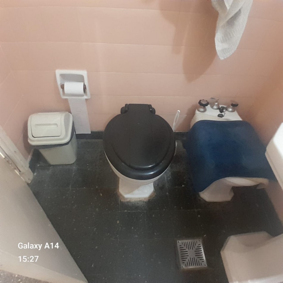 PH DE DOS AMBIENTES, POR PASILLO EN PLANTA BAJA