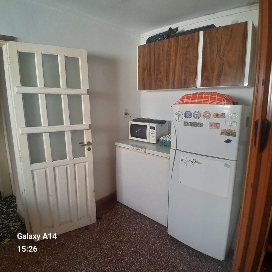 PH DE DOS AMBIENTES, POR PASILLO EN PLANTA BAJA