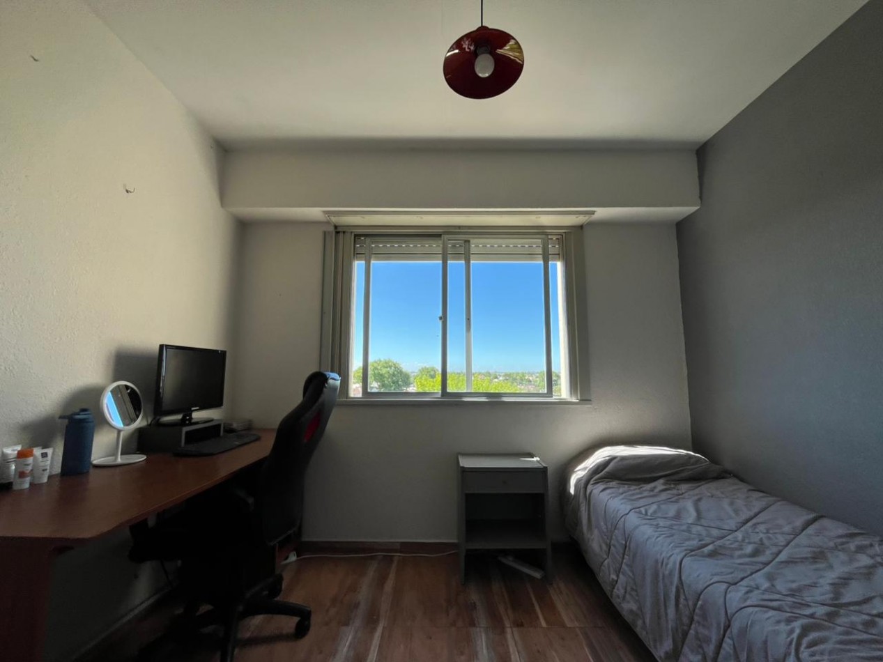 EN VENTA. DEPARTAMENTO DE 4 AMBIENTES CON ESPACIO DE COCHERA. BAHIA BLANCA 2600