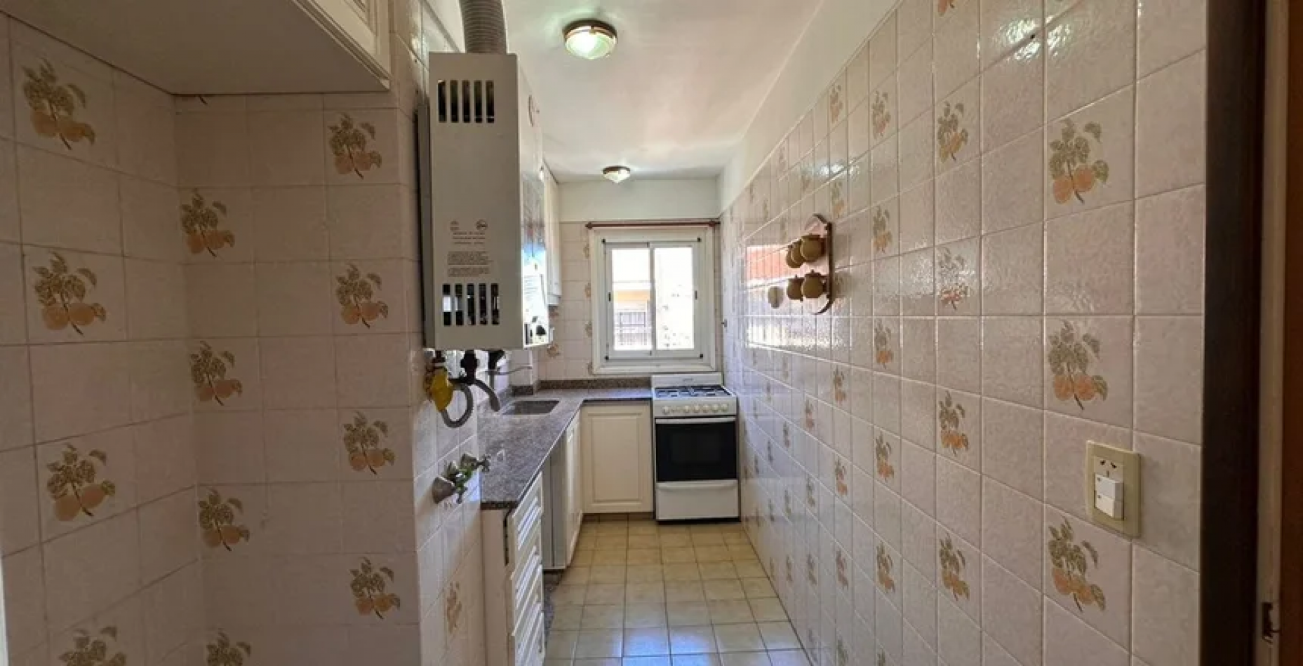 DEPARTAMENTO DE 2 AMBIENTES EN ZONA PLAZA ESPAÑA