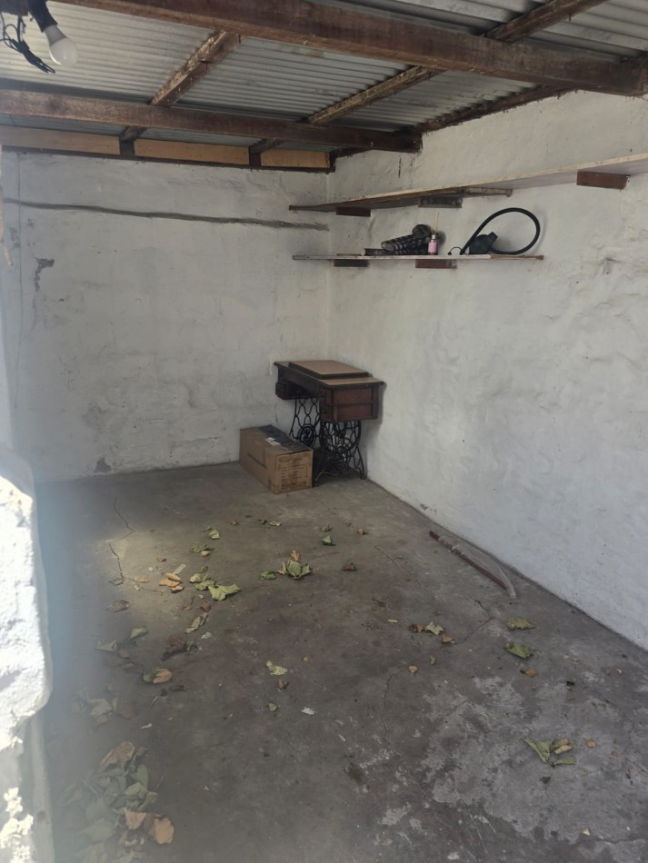 PH DE 3 AMBIENTES AL FRENTE CON ENTRADA PARA VEHICULO