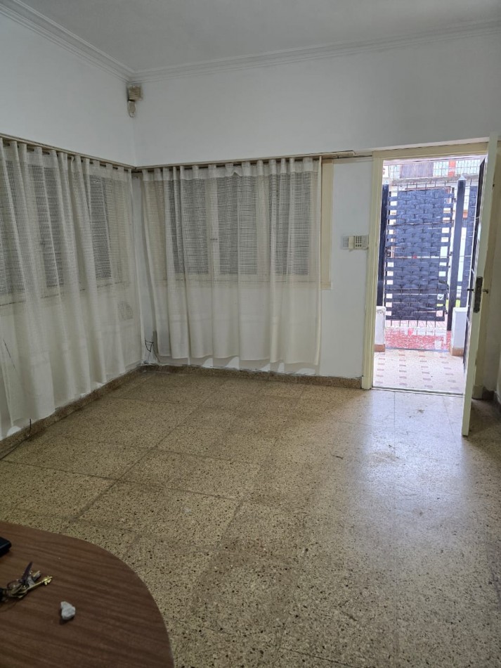 CASA DE 3 AMBIENTES EN PLANTA BAJA EN MEXICO AL 1200