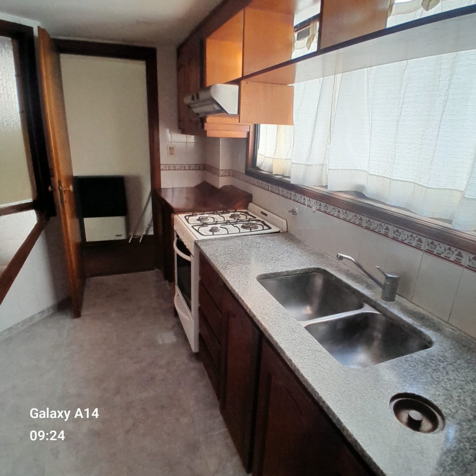 DEPARTAMENTODE 3 AMBIENTES 24 MESES, ZONA PLAZA MITRE. Expensas incluidas 