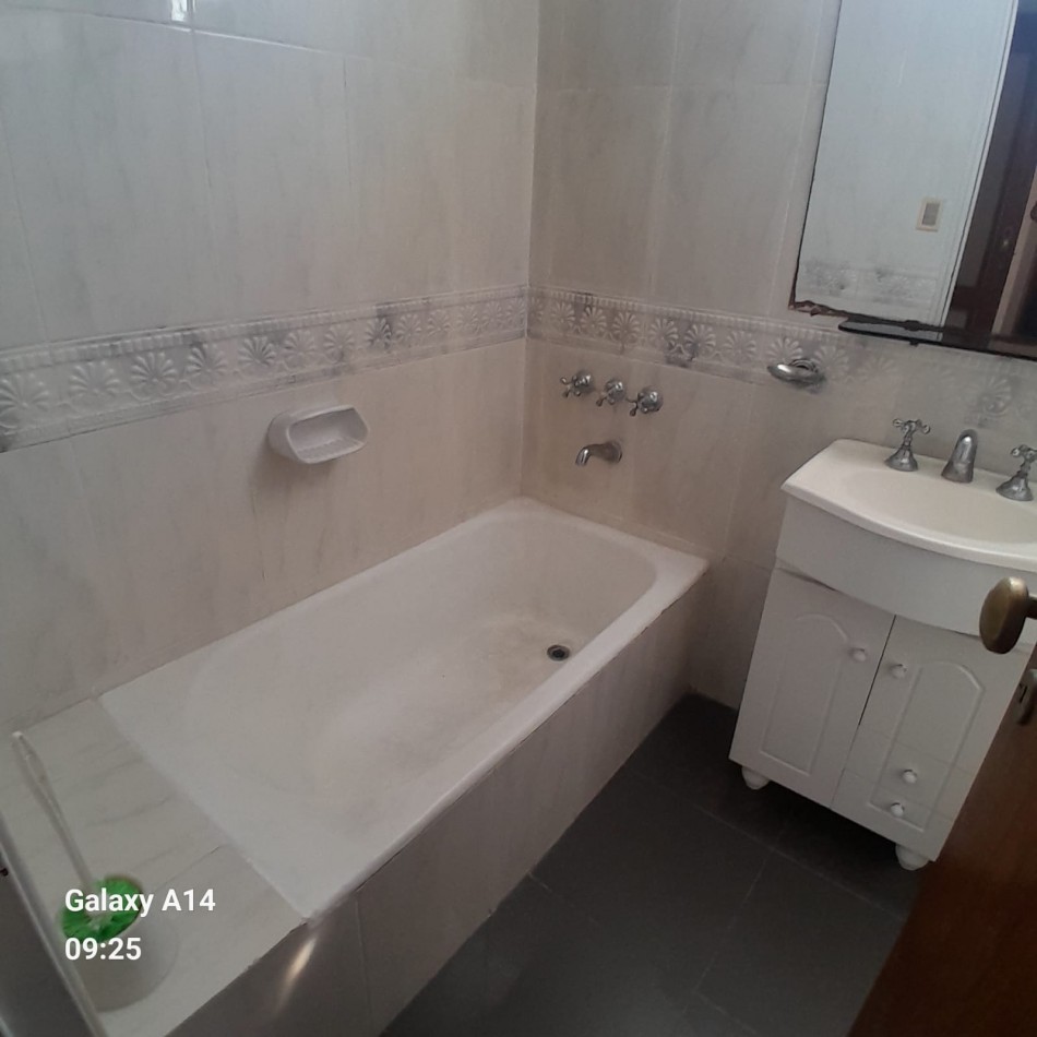 DEPARTAMENTODE 3 AMBIENTES 24 MESES, ZONA PLAZA MITRE. Expensas incluidas 