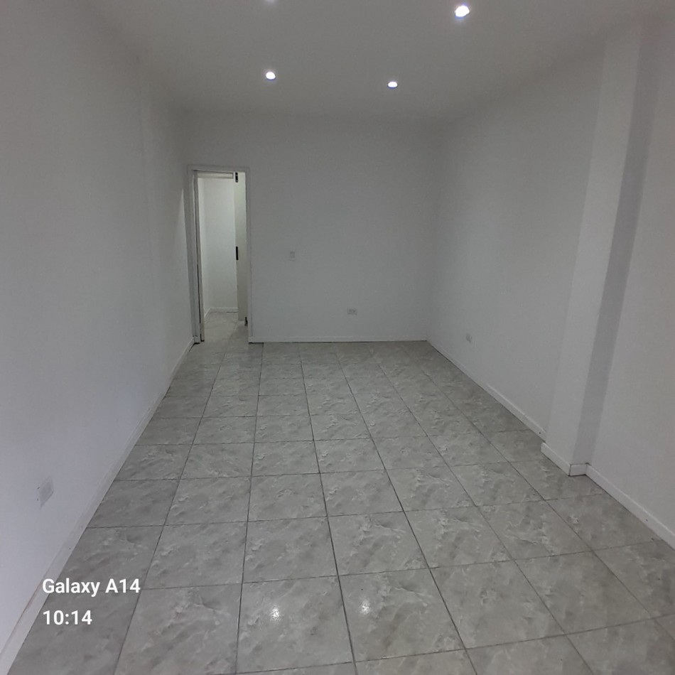 LOCAL COMERCIAL EN ZONA SAN JUAN Y FALUCHO